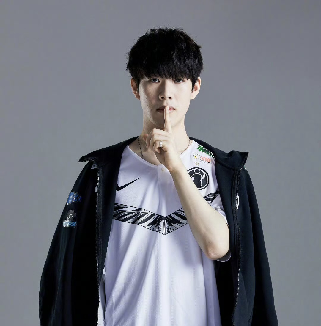 身到赛中的 身到赛中的