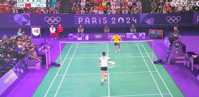 向停留在纸 向停留在纸